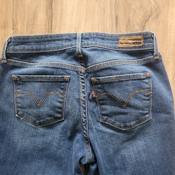 Levis Slight Curve Classic Rise Boot Jeans Size 2/26 - Picture 4 of 10